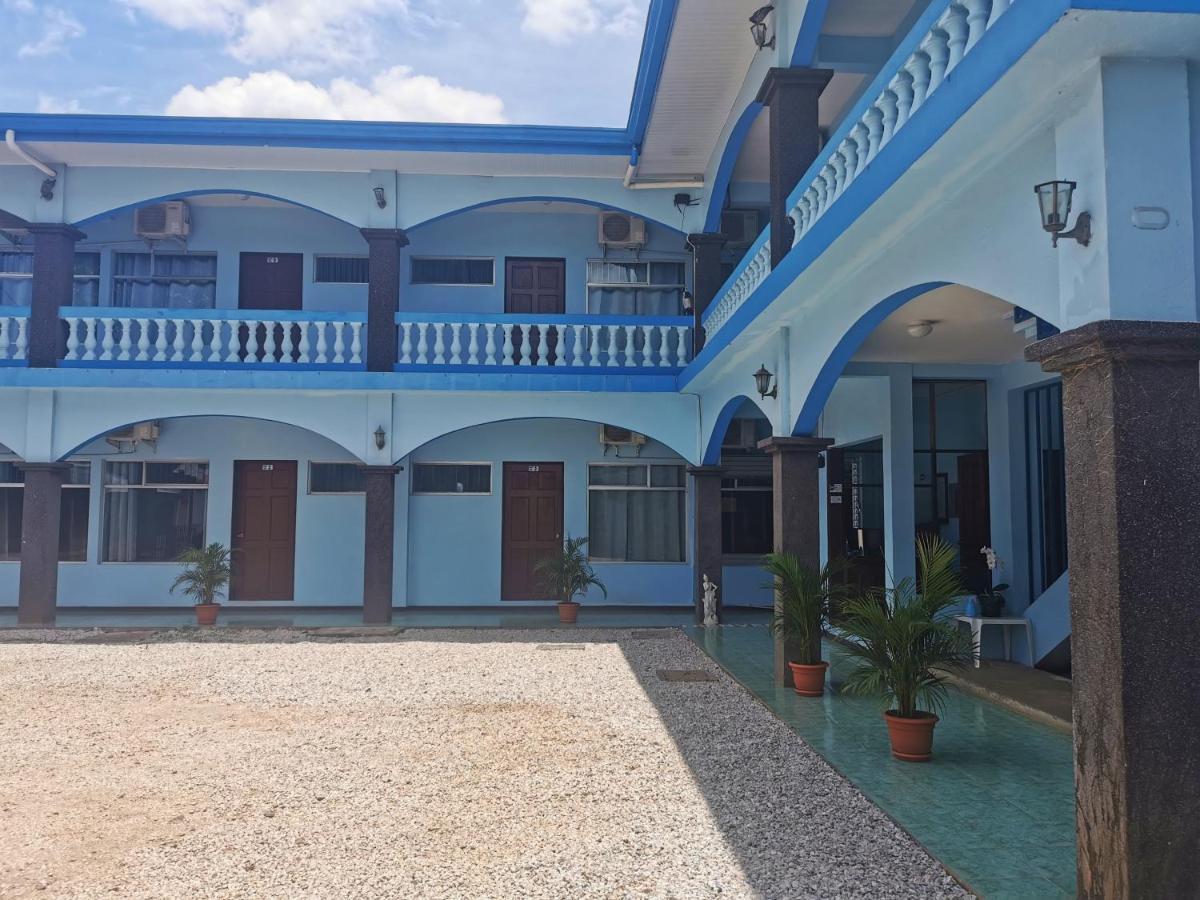 סנטה קרוז Hotel Y Restaurante El Marino מראה חיצוני תמונה