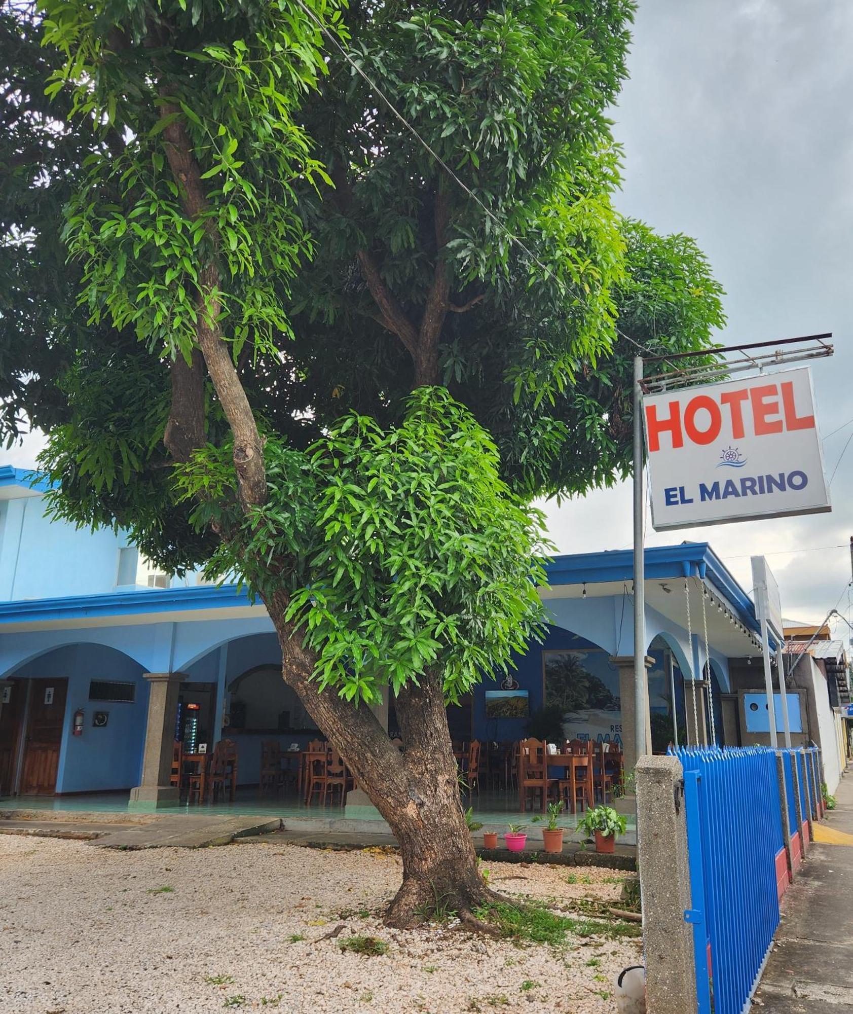 סנטה קרוז Hotel Y Restaurante El Marino מראה חיצוני תמונה