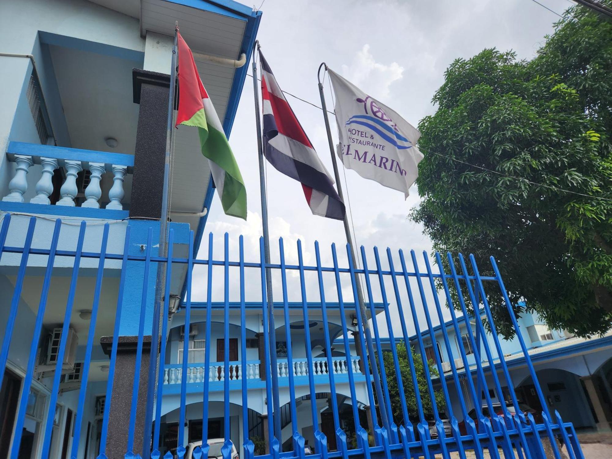 סנטה קרוז Hotel Y Restaurante El Marino מראה חיצוני תמונה